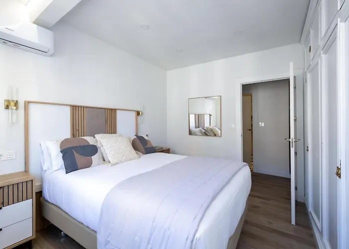 Royal View Suite
